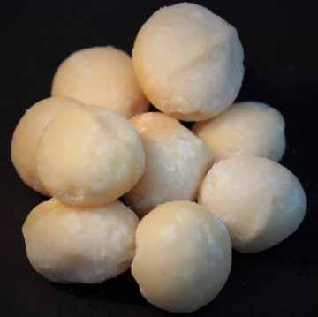 Macadamia raw